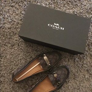 Coach flats